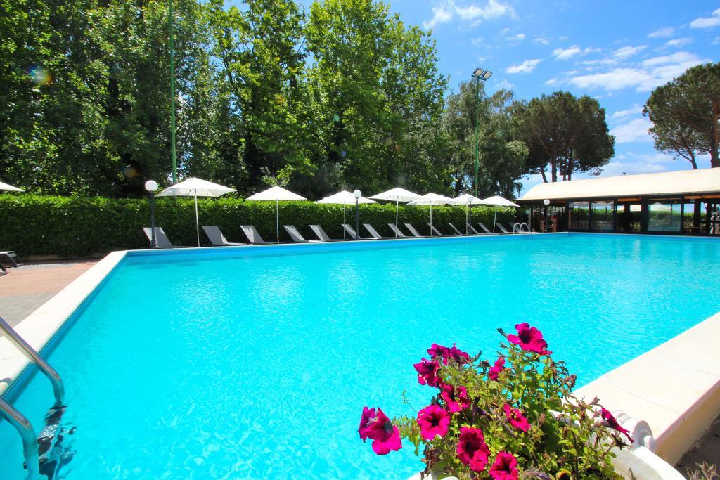 Le Naiadi Park Hotel Sul Lago Bolsena Exterior photo